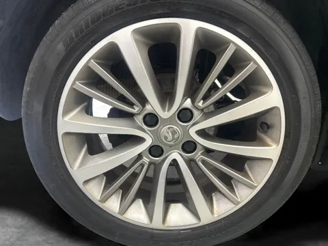 Thumbnail image for the Vauxhall Crossland X 1.2 Griffin