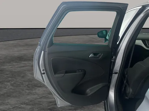 Thumbnail image for the Vauxhall Crossland X 1.2 Griffin