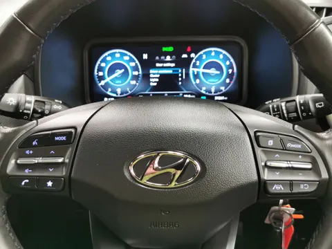 Thumbnail image for the Hyundai Kona 1.0 T-GDi MHEV SE Connect