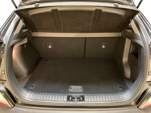 Thumbnail image for the Hyundai Kona 1.0 T-GDi MHEV SE Connect
