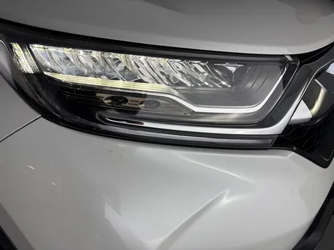 Thumbnail image for the Honda CR-V 2.0 h i-MMD SR    eCVT 4WD