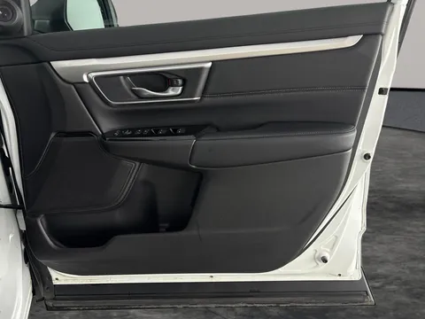 Thumbnail image for the Honda CR-V 2.0 h i-MMD SR    eCVT 4WD