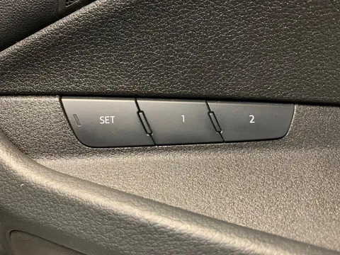 Thumbnail image for the Audi E-Tron 55 Technik   quattro 95kWh (11kW Charger)