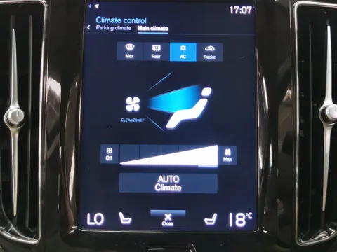 Thumbnail image for the Volvo XC60 2.0 D4 Momentum
