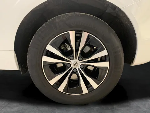Thumbnail image for the Volvo XC60 2.0 D4 Momentum