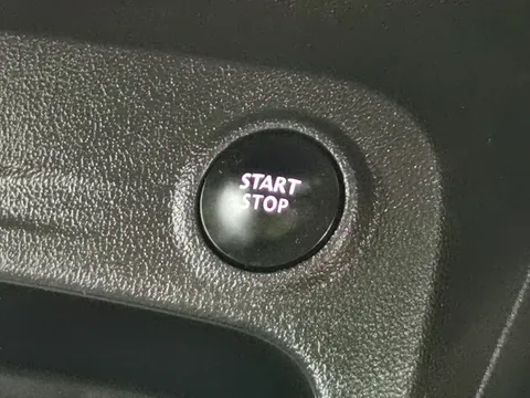 Thumbnail image for the Renault Captur 0.9 TCe ENERGY Dynamique S Nav