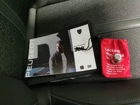 Thumbnail image for the Peugeot 308 Sw 1.5 BlueHDi Active Premium   EAT