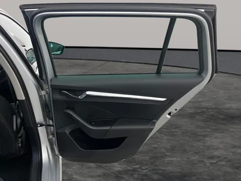 Thumbnail image for the Škoda Octavia 2.0 TDI SE L