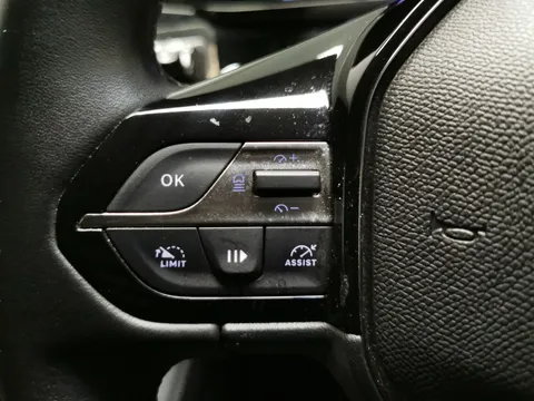 Thumbnail image for the Peugeot 308 Sw 1.5 BlueHDi Active Premium   EAT