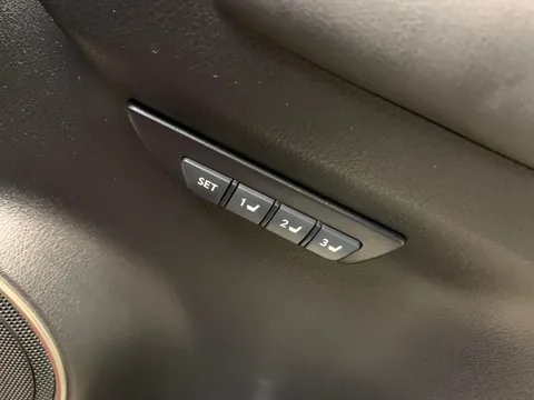 Thumbnail image for the Lexus Nx 2.5 300h Premier    E-CVT 4WD