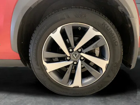 Thumbnail image for the Lexus Nx 2.5 300h Premier    E-CVT 4WD