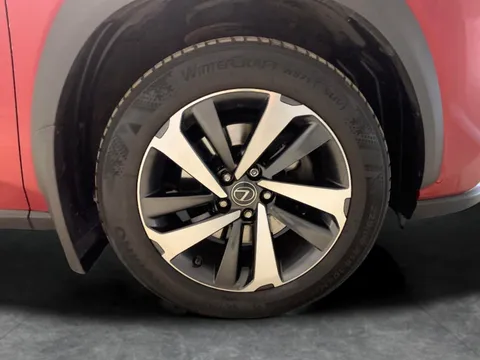Thumbnail image for the Lexus Nx 2.5 300h Premier    E-CVT 4WD