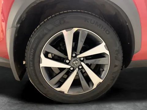 Thumbnail image for the Lexus Nx 2.5 300h Premier    E-CVT 4WD