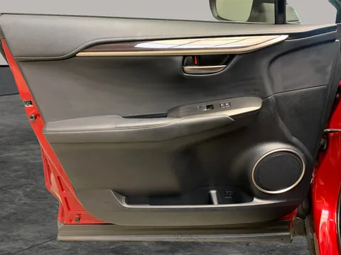Thumbnail image for the Lexus Nx 2.5 300h Premier    E-CVT 4WD
