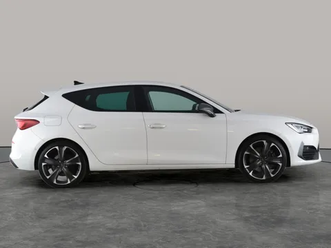 Thumbnail image for the Cupra                     Leon 1.4 eHybrid 12.8kWh VZ2   Plug-in  DSG