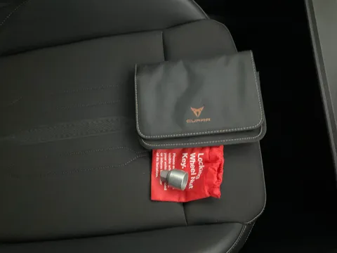 Thumbnail image for the Cupra                     Leon 1.4 eHybrid 12.8kWh VZ2   Plug-in  DSG