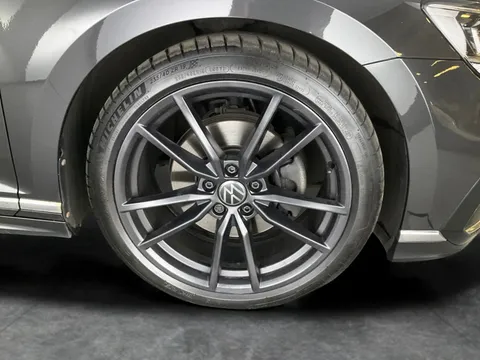 Thumbnail image for the Volkswagen Passat 2.0 TDI EVO R-Line   DSG