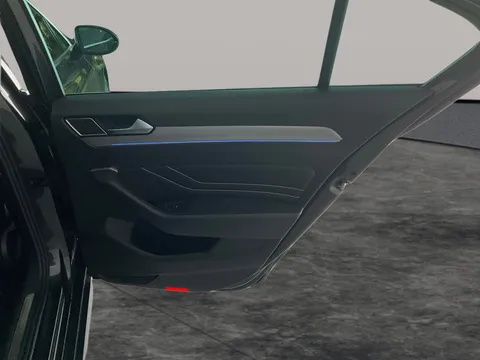 Thumbnail image for the Volkswagen Passat 2.0 TDI EVO R-Line   DSG