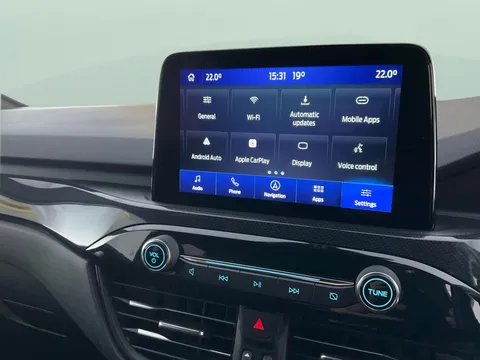 Thumbnail image for the Ford Kuga 2.5 EcoBoost Duratec 14.4kWh ST-Line   Plug-in  CVT