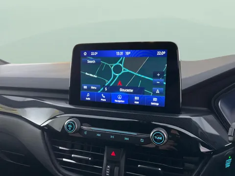 Thumbnail image for the Ford Kuga 2.5 EcoBoost Duratec 14.4kWh ST-Line   Plug-in  CVT