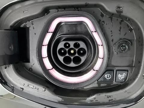 Thumbnail image for the Ford Kuga 2.5 EcoBoost Duratec 14.4kWh ST-Line   Plug-in  CVT