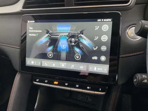 Thumbnail image for the Mg Mg Zs 72.6kWh Trophy Long Range