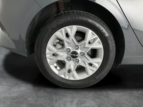 Thumbnail image for the Kia Ceed 1.0 T-GDi 2