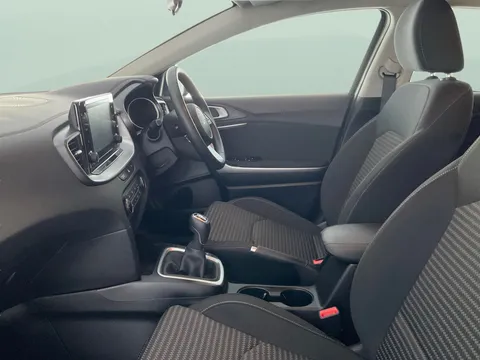Thumbnail image for the Kia Ceed 1.0 T-GDi 2
