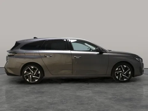 Thumbnail image for the Peugeot 308 Sw 1.2 PureTech Allure Premium   EAT