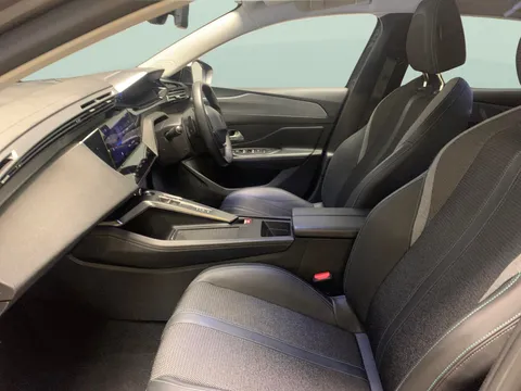 Thumbnail image for the Peugeot 308 Sw 1.2 PureTech Allure Premium   EAT