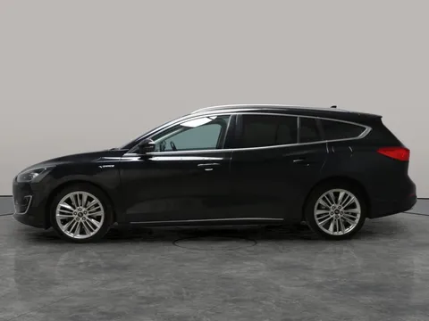 Thumbnail image for the Ford Focus 1.0T EcoBoost Vignale