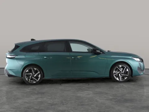 Thumbnail image for the Peugeot 308 Sw 1.5 BlueHDi Allure Premium EAT