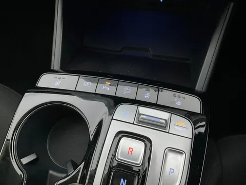 Thumbnail image for the Hyundai Tucson 1.6 h T-GDi 13.8kWh Premium   Plug-in  4WD