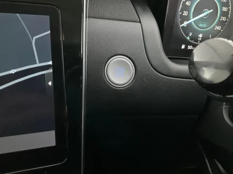 Thumbnail image for the Hyundai Tucson 1.6 h T-GDi 13.8kWh Premium   Plug-in  4WD
