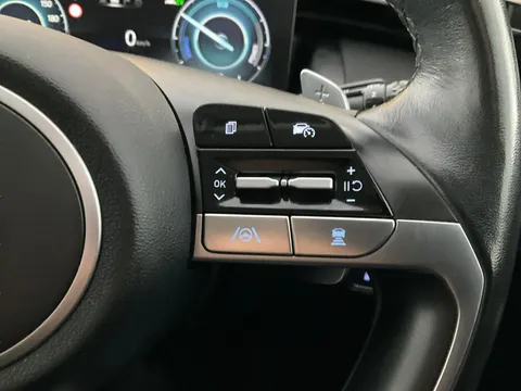 Thumbnail image for the Hyundai Tucson 1.6 h T-GDi 13.8kWh Premium   Plug-in  4WD