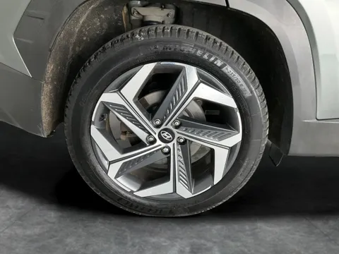 Thumbnail image for the Hyundai Tucson 1.6 h T-GDi 13.8kWh Premium   Plug-in  4WD