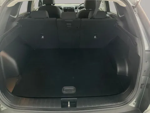 Thumbnail image for the Hyundai Tucson 1.6 h T-GDi 13.8kWh Premium   Plug-in  4WD