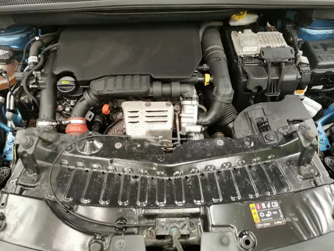 Thumbnail image for the Vauxhall Crossland X 1.2 Turbo SE