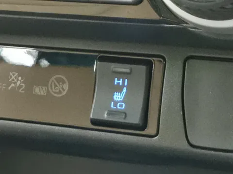 Thumbnail image for the Toyota RAV4 2.5 VVT-h GPF Excel    CVT
