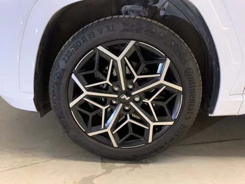 Thumbnail image for the Hyundai Santa Fe 1.6 h T-GDi Premium