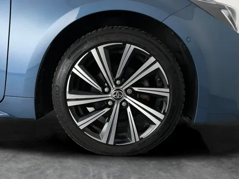 Thumbnail image for the Toyota Corolla 1.8 VVT-h GPF Design Touring Sports   CVT