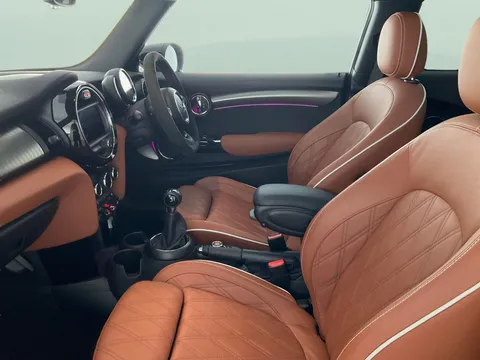 Thumbnail image for the Mini Hatch 2.0 Cooper S Exclusive