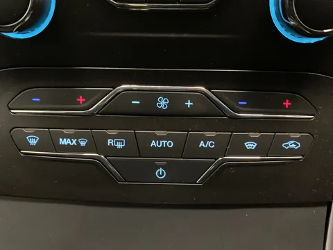 Thumbnail image for the Ford Galaxy 2.0 EcoBlue Titanium