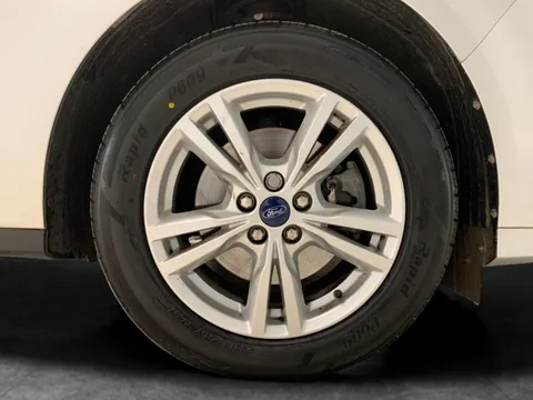 Thumbnail image for the Ford Galaxy 2.0 EcoBlue Titanium