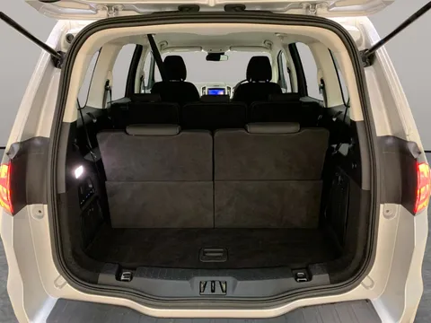 Thumbnail image for the Ford Galaxy 2.0 EcoBlue Titanium