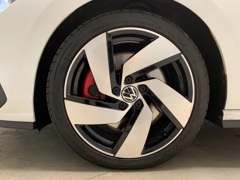 Thumbnail image for the Volkswagen Golf 2.0 TSI GTI   DSG