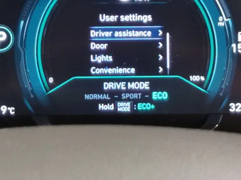 Thumbnail image for the Hyundai Ioniq 38.3kWh Premium