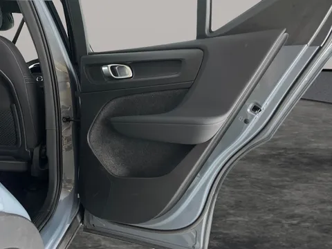 Thumbnail image for the Volvo XC40 1.5h T4 Recharge 10.7kWh Core   Plug-in