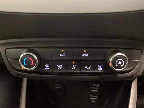 Thumbnail image for the Vauxhall Crossland X 1.2 SRi Nav