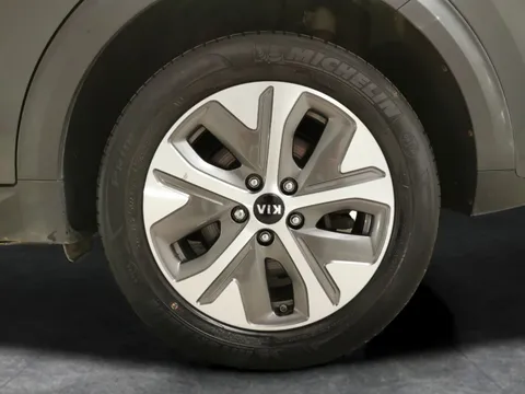 Thumbnail image for the Kia Niro 64kWh 4+